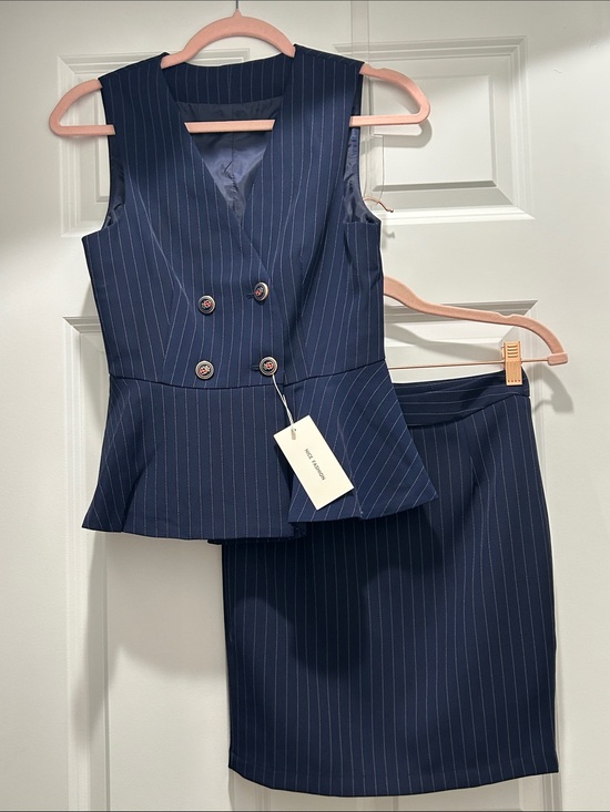 Nice Fashion Dresses & Skirts - Nice Fashion Sleeveless Navy Pinstripe Double-Breasted Peplum Vest/Skirt Suit